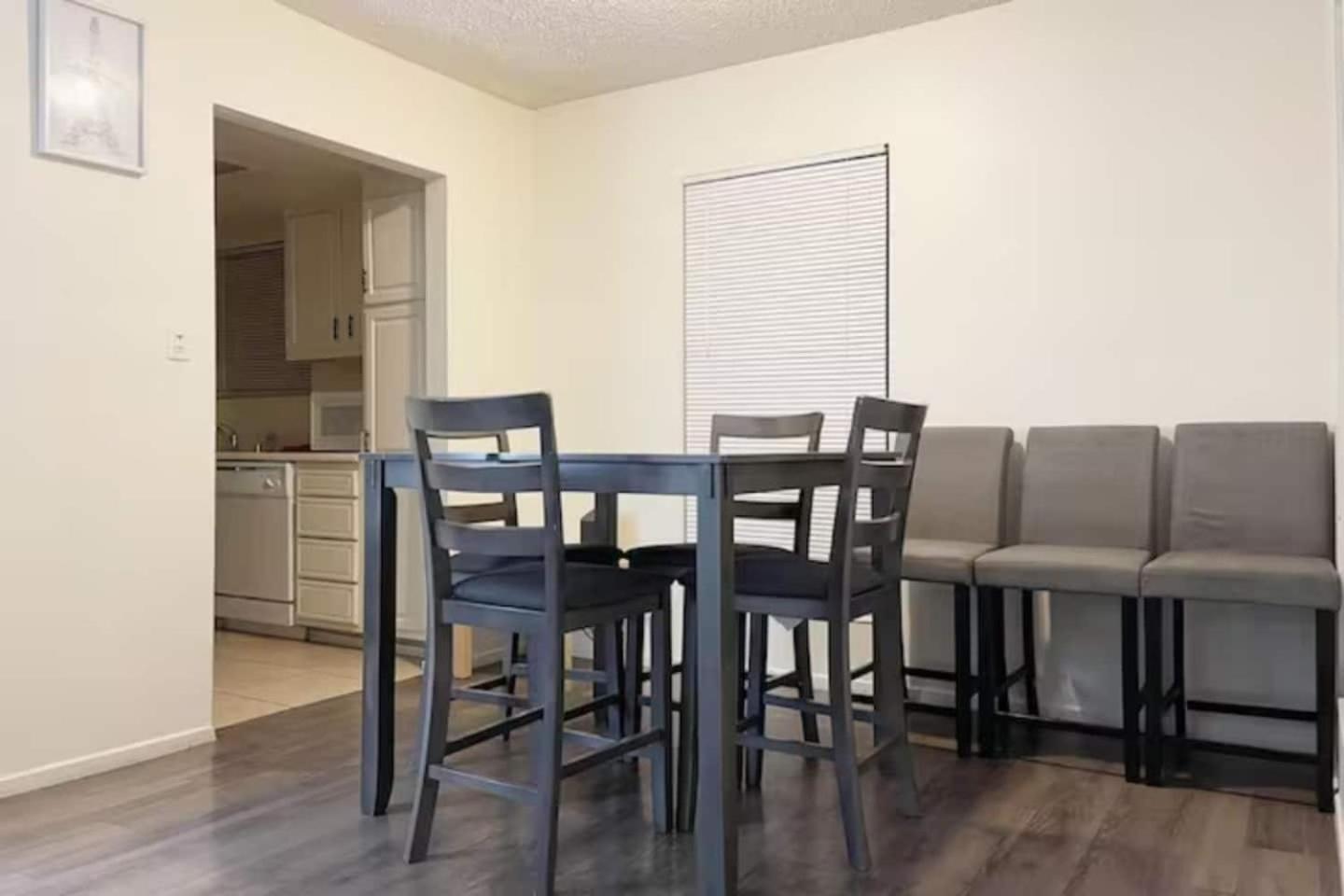 2 Or 3 Bedroom Walk To Mgm Casino And Strip Casa de férias *